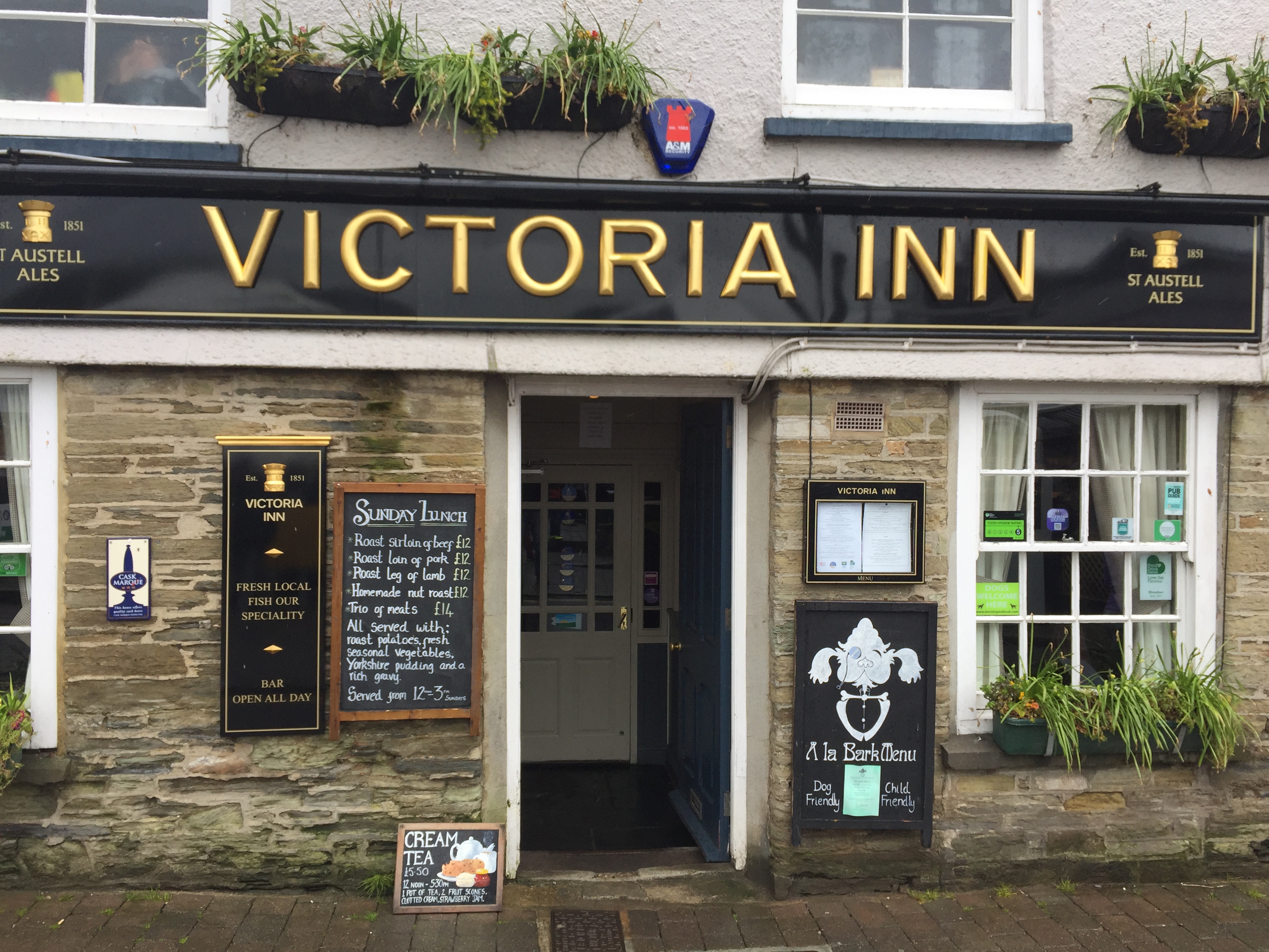 Victoria Inn Salcombe - Championing Devon's Produce - Culinary Chatter